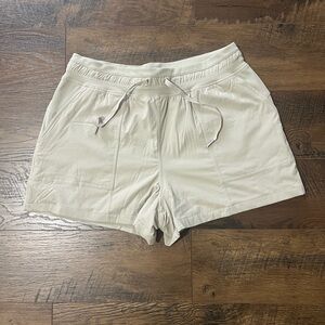 Women's Cream Shorts